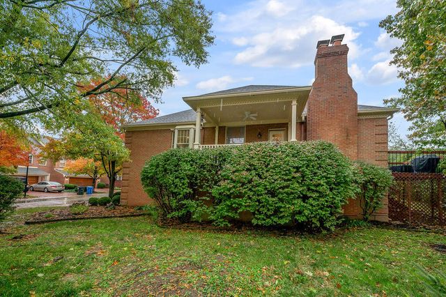 2124 Taborlake Circle, Lexington, KY 40502