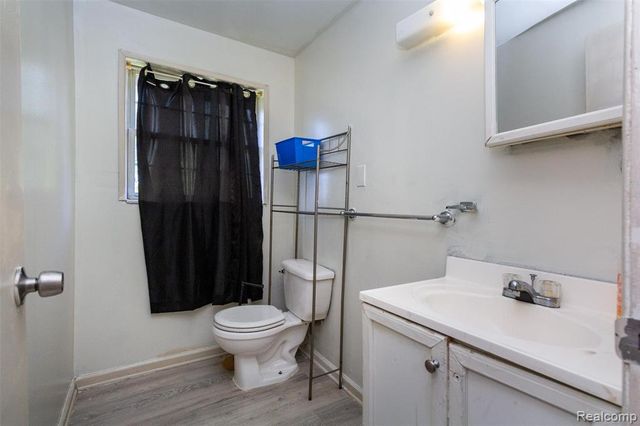 24567 Tallman, Warren, MI 48089