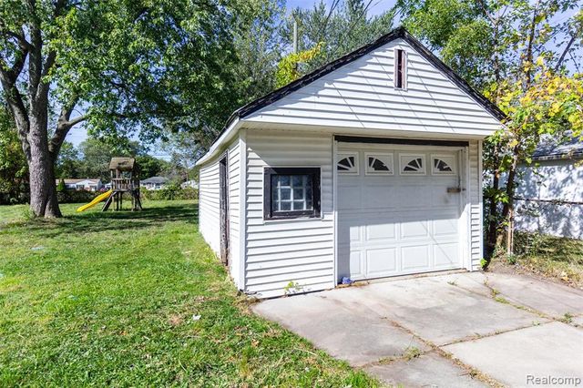 24567 Tallman, Warren, MI 48089