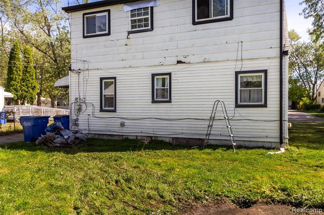 24567 Tallman, Warren, MI 48089