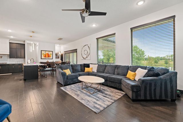 5817 N Edwards Ct, Wichita, KS 67204