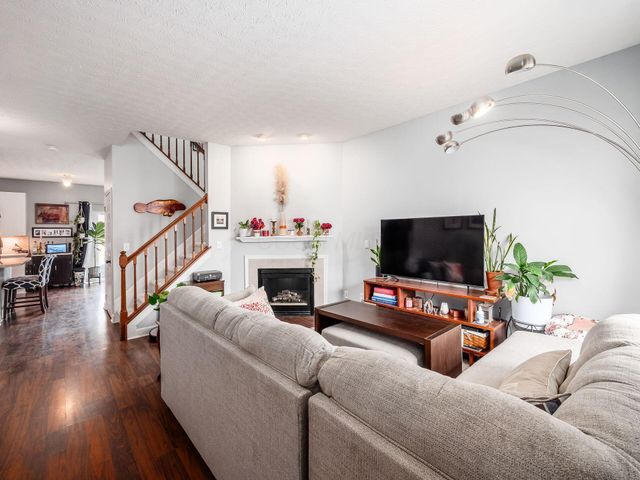 4003 Darby Park Road, 10, Hilliard, OH 43026