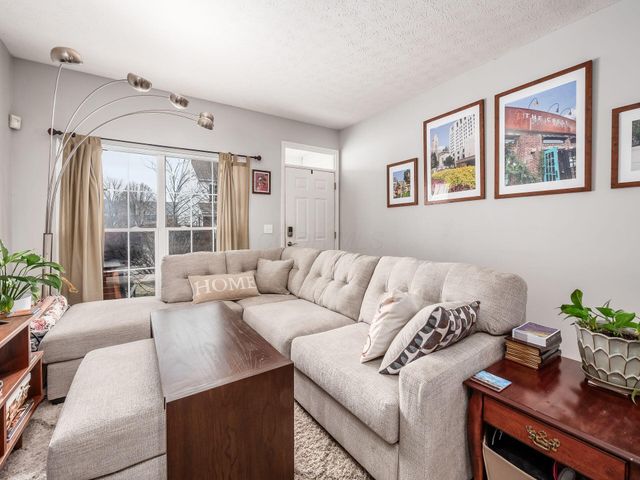 4003 Darby Park Road, 10, Hilliard, OH 43026