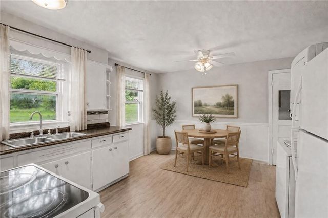 1405 E 133rd Street, Grandview, MO 64030