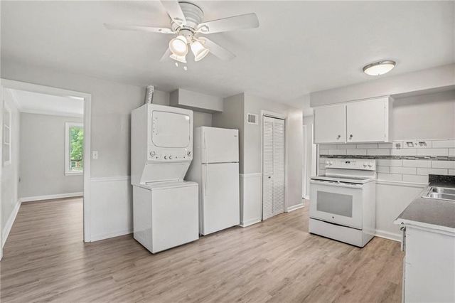 1405 E 133rd Street, Grandview, MO 64030