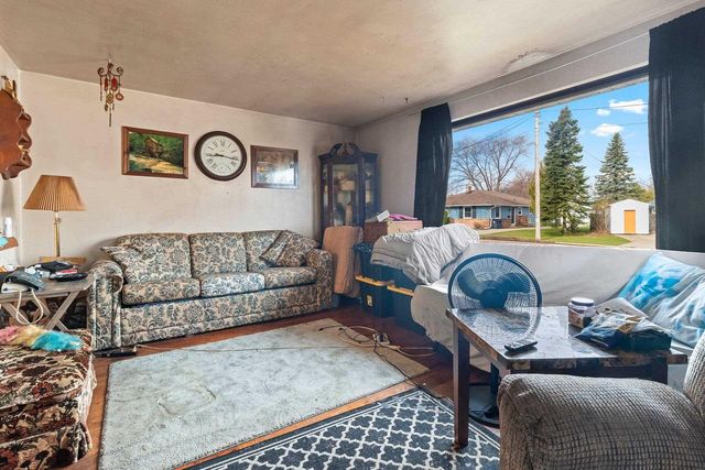 604 KNIGHT AVENUE, Neenah, WI 54956