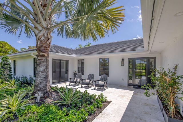 8386 7th Place S, West Palm Beach, FL 33411
