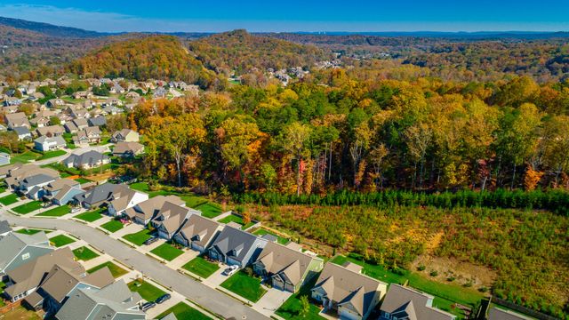 530 Deer Valley Drive, Hixson, TN 37343