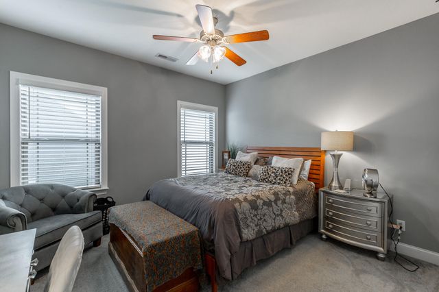 530 Deer Valley Drive, Hixson, TN 37343