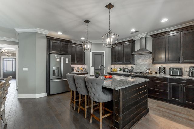 530 Deer Valley Drive, Hixson, TN 37343