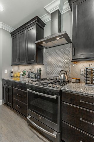 530 Deer Valley Drive, Hixson, TN 37343