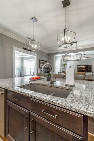 530 Deer Valley Drive, Hixson, TN 37343