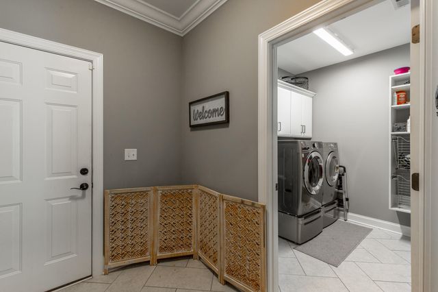 530 Deer Valley Drive, Hixson, TN 37343