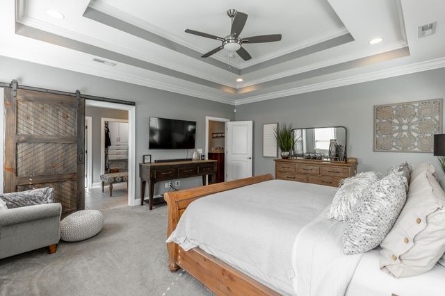 530 Deer Valley Drive, Hixson, TN 37343