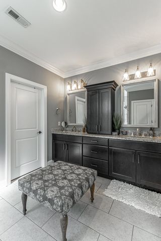 530 Deer Valley Drive, Hixson, TN 37343