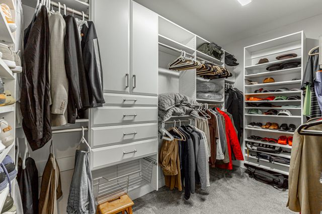 530 Deer Valley Drive, Hixson, TN 37343