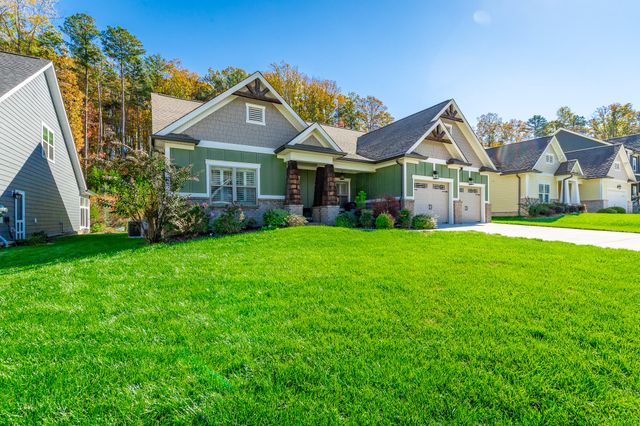 530 Deer Valley Drive, Hixson, TN 37343