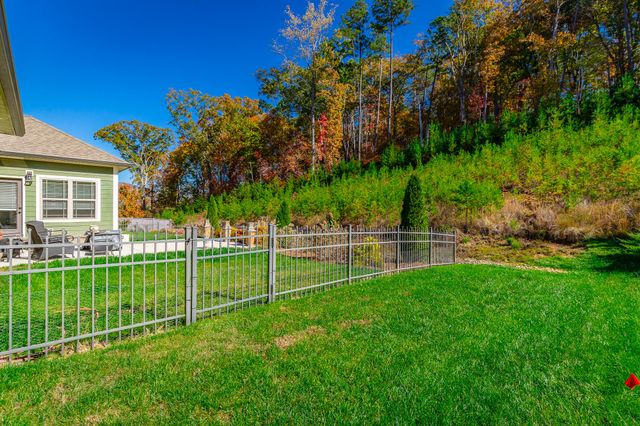 530 Deer Valley Drive, Hixson, TN 37343
