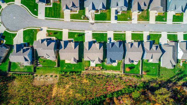 530 Deer Valley Drive, Hixson, TN 37343