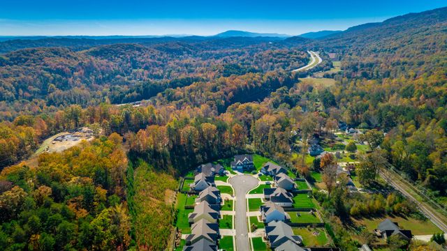 530 Deer Valley Drive, Hixson, TN 37343