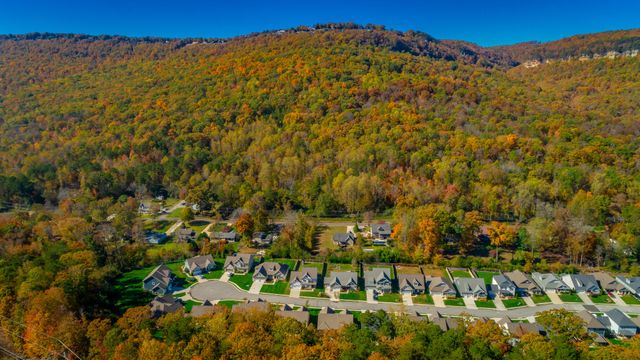 530 Deer Valley Drive, Hixson, TN 37343