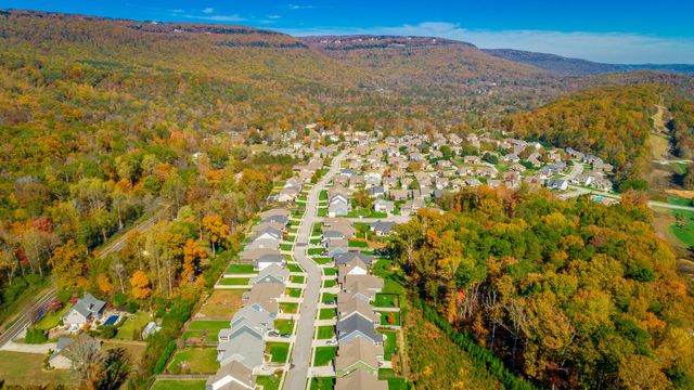 530 Deer Valley Drive, Hixson, TN 37343