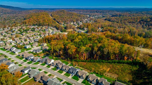 530 Deer Valley Drive, Hixson, TN 37343