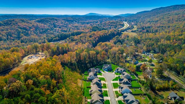 530 Deer Valley Drive, Hixson, TN 37343