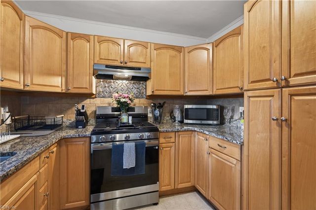 1103 Santeetlah Ave, Chesapeake, VA 23325