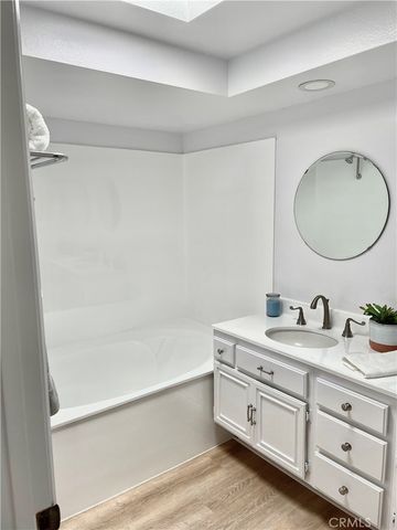 8180 Manitoba Street 344, Playa Del Rey, CA 90293