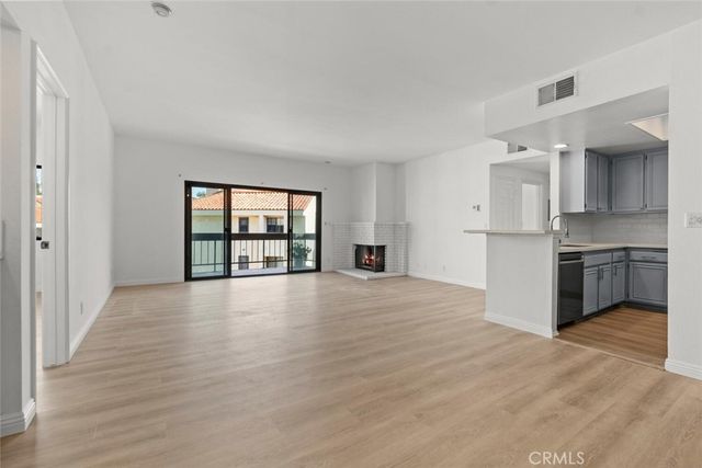 8180 Manitoba Street 344, Playa Del Rey, CA 90293