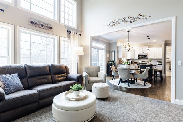 162 Millford Crossing, Penfield, NY 14526