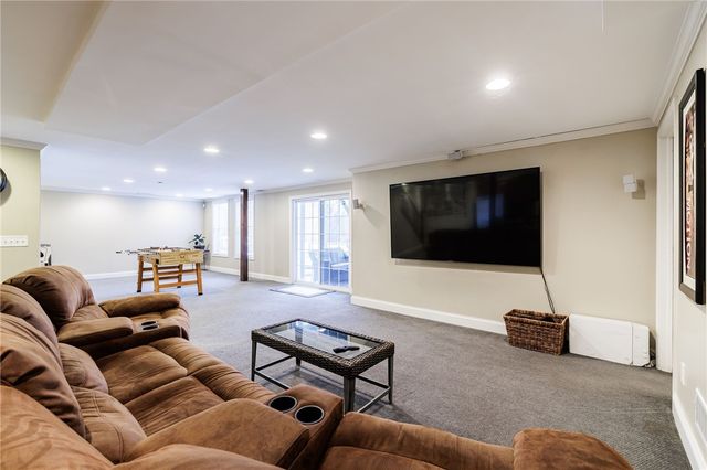 162 Millford Crossing, Penfield, NY 14526