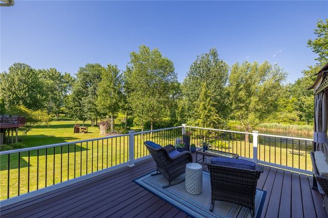 162 Millford Crossing, Penfield, NY 14526