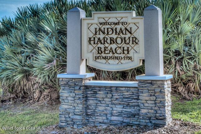1115 Pinetree Drive, Indian Harbour Beach, FL 32937