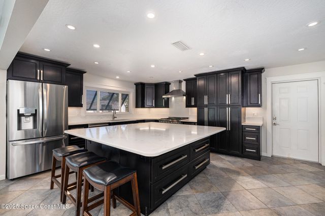 1115 Pinetree Drive, Indian Harbour Beach, FL 32937