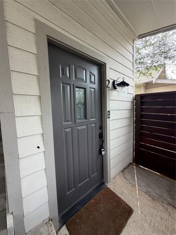 4630 Woodside Street 2, Houston, TX 77023