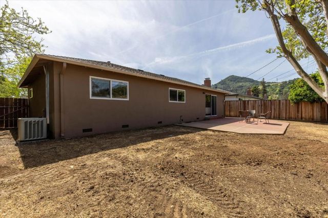 215 Longview Drive, Morgan Hill, CA 95037