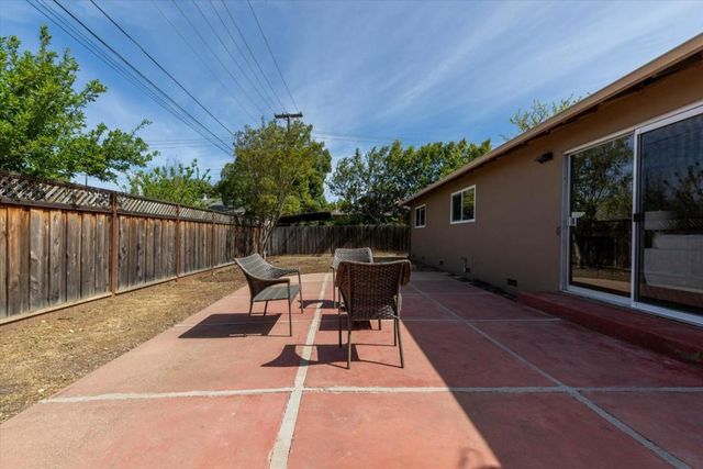 215 Longview Drive, Morgan Hill, CA 95037