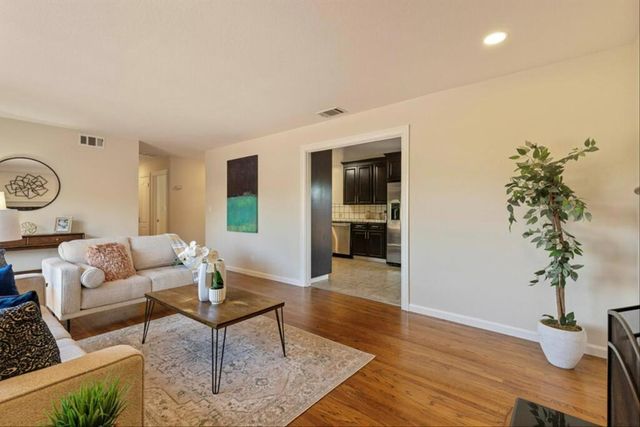 215 Longview Drive, Morgan Hill, CA 95037