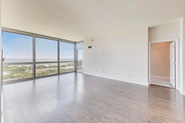 1841 S Calumet Avenue 1602, Chicago, IL 60616