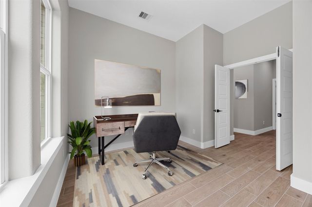 1511 Greenbriar Drive, Huntsville, TX 77340