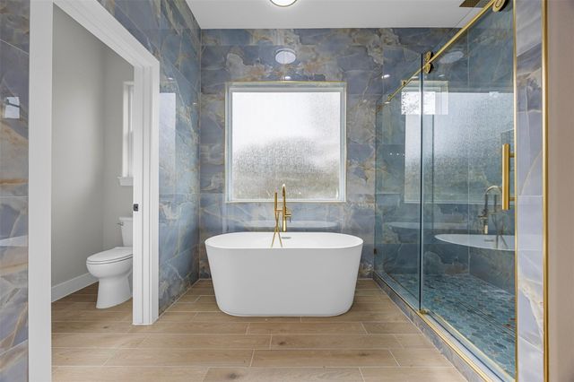 1511 Greenbriar Drive, Huntsville, TX 77340