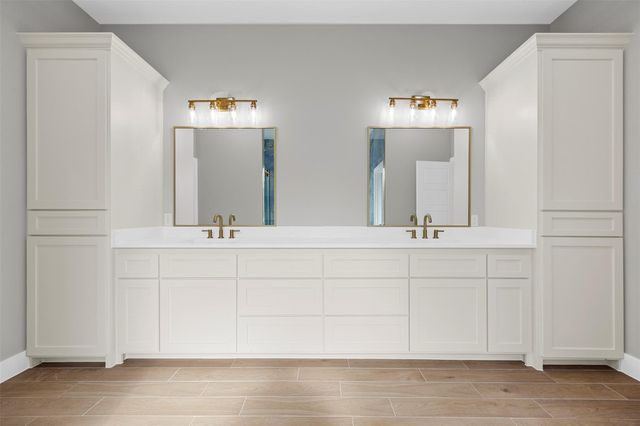 1511 Greenbriar Drive, Huntsville, TX 77340