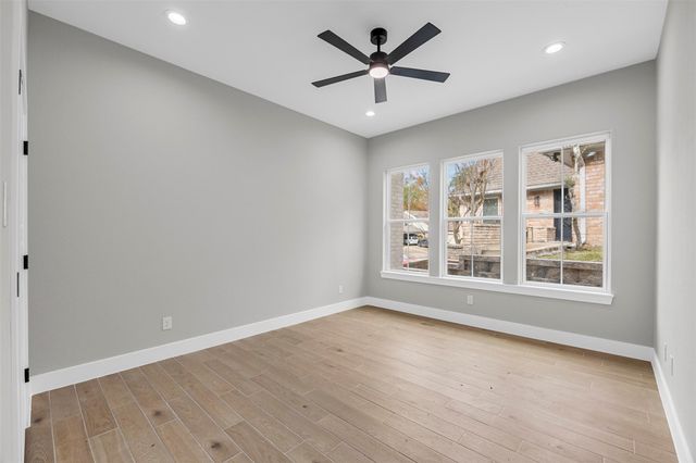 1511 Greenbriar Drive, Huntsville, TX 77340