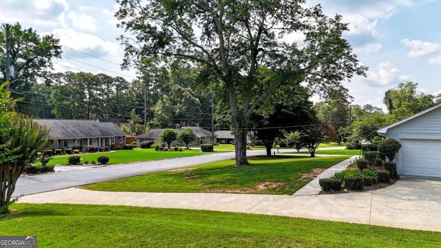 1256 Longwood Drive SW, Marietta, GA 30008