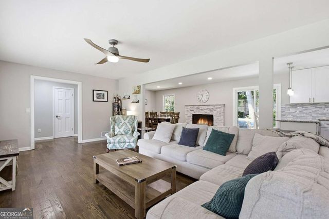 1256 Longwood Drive SW, Marietta, GA 30008
