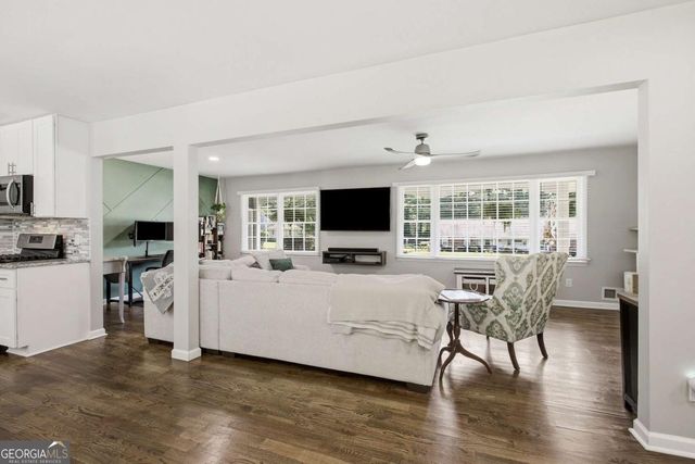 1256 Longwood Drive SW, Marietta, GA 30008