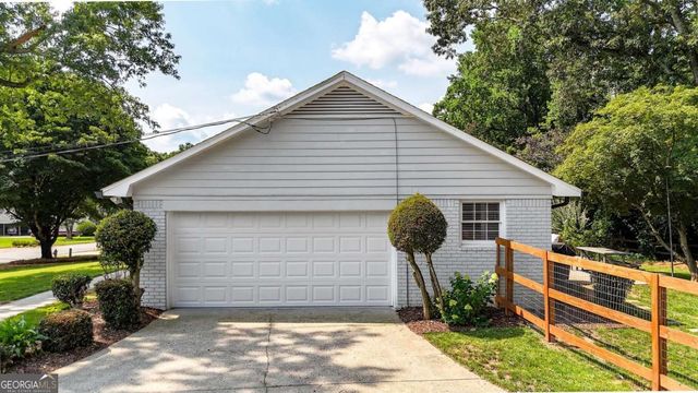 1256 Longwood Drive SW, Marietta, GA 30008