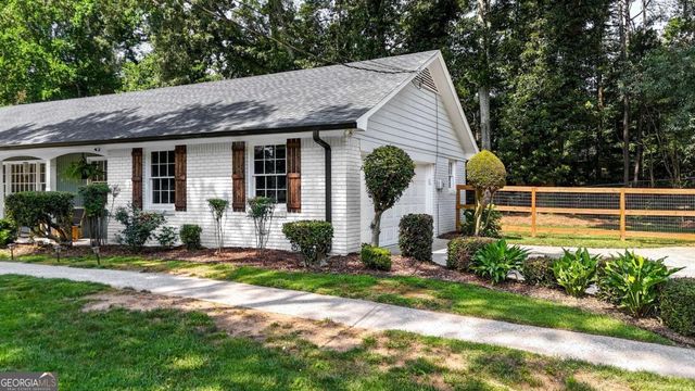 1256 Longwood Drive SW, Marietta, GA 30008
